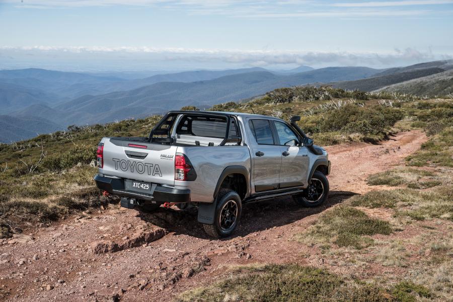  Toyota Hilux Rugged X Double Cab 2018 года  (AU) (фото 30 из 46)